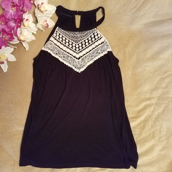 NWOT Macy's Tank - Picture 3 of 6